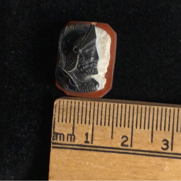 Antique / Vintage Carved Sardonyx + Agate Double Roman Soldier Cameo - Picture 4 of 5